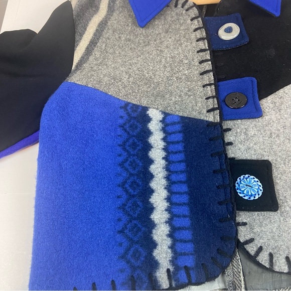 Colorblock Wool Jacket - Picture 13 of 15